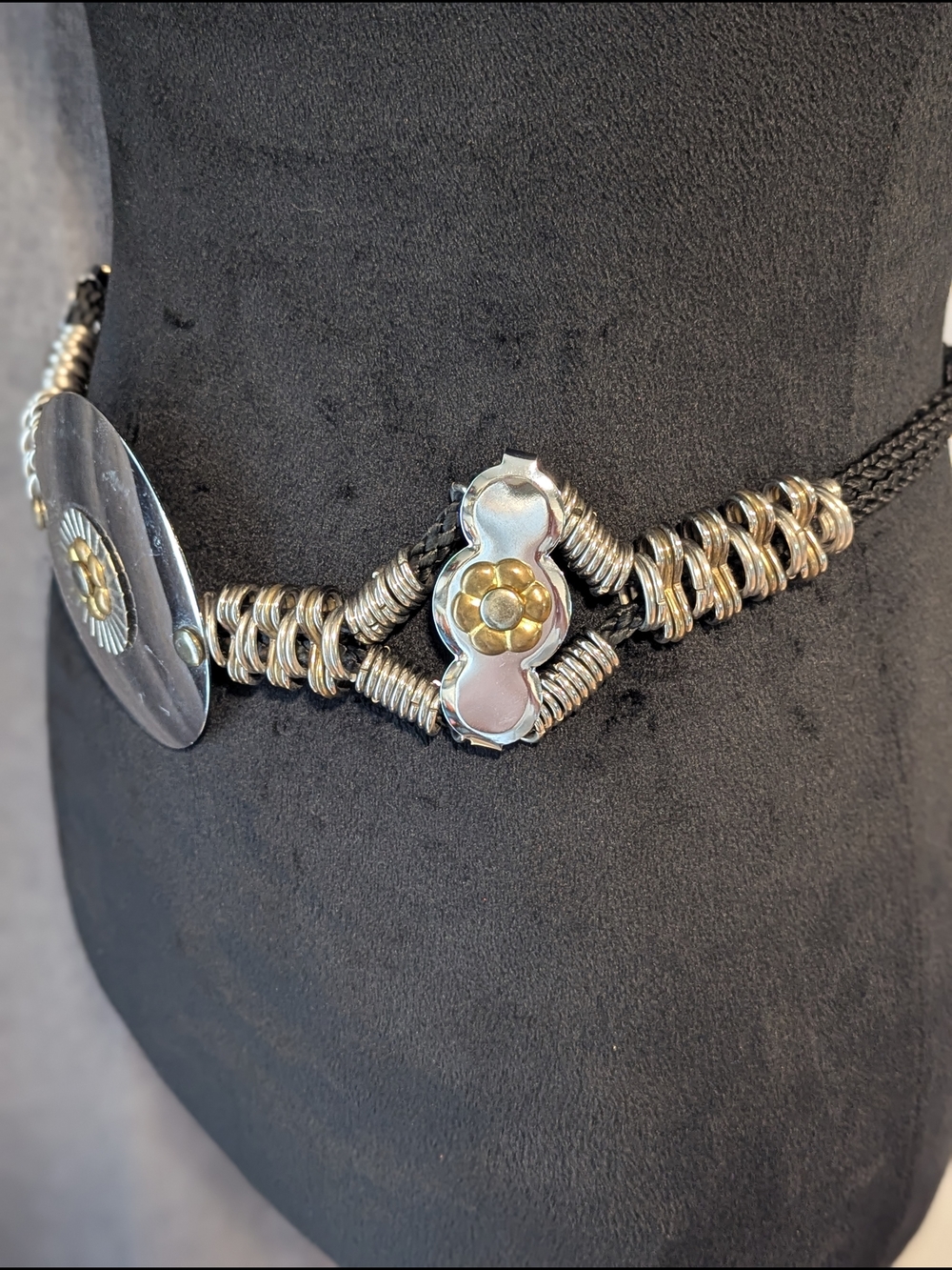 Metallic Silver Statement Waist Belt with Floral Accents. Vintage. 80's. Boho. - Picture 3 of 7